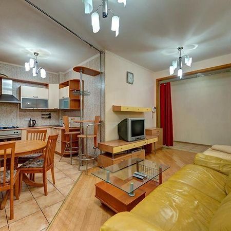 Apartments On Shota Rustaveli Kiev Esterno foto