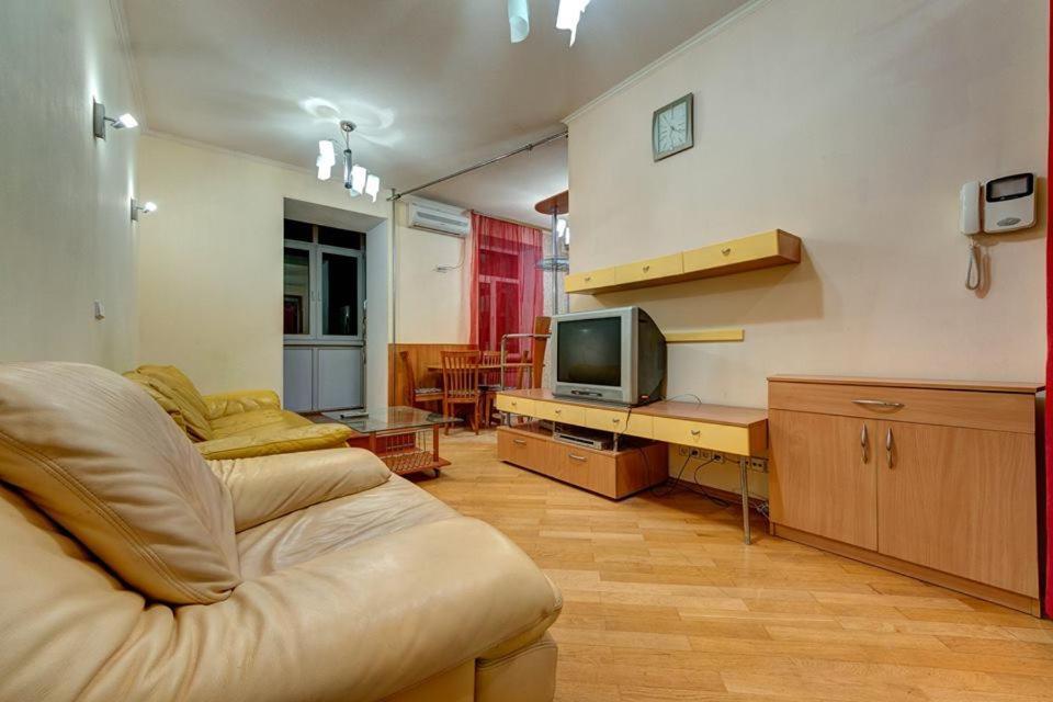 Apartments On Shota Rustaveli Kiev Esterno foto