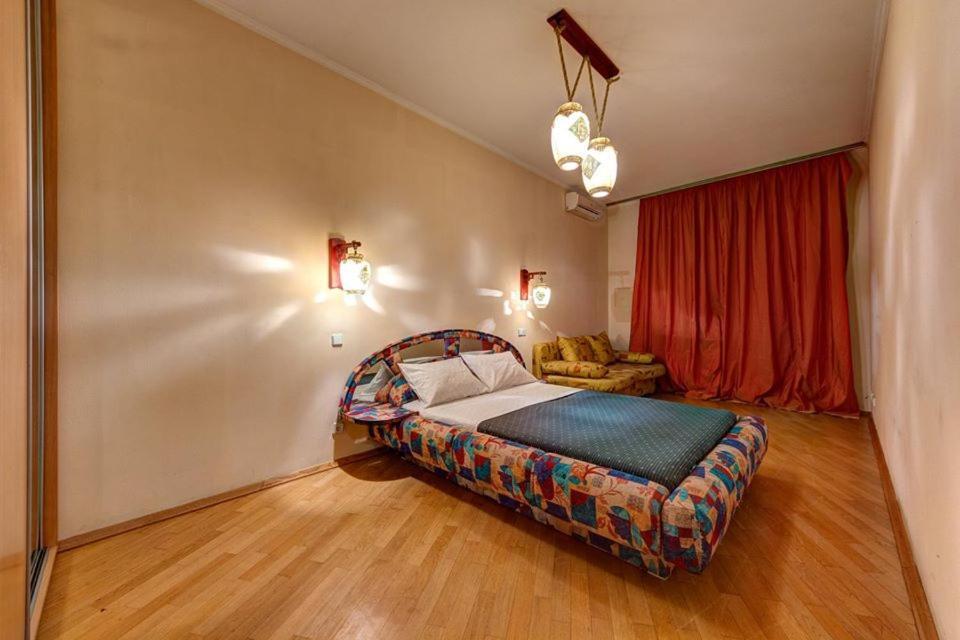 Apartments On Shota Rustaveli Kiev Esterno foto