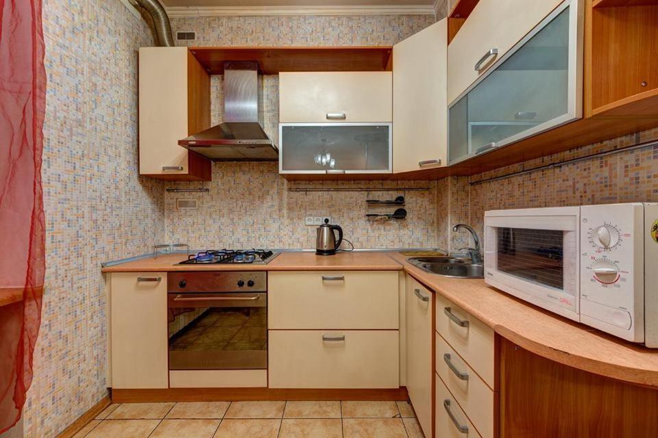 Apartments On Shota Rustaveli Kiev Esterno foto